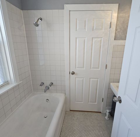 Tiny photo for 424 Wisconsin Avenue #3N, Oak Park, IL 60302 (MLS # 12492261)