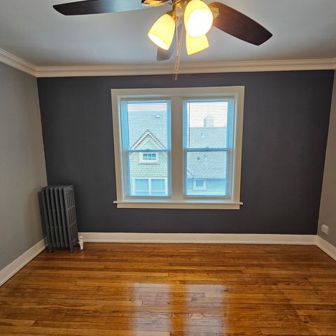 Tiny photo for 424 Wisconsin Avenue #3N, Oak Park, IL 60302 (MLS # 12492261)
