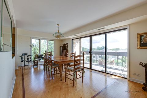 Tiny photo for 1671 Mission Hills Road #302, Northbrook, IL 60062 (MLS # 12490846)