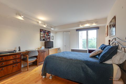Tiny photo for 1671 Mission Hills Road #302, Northbrook, IL 60062 (MLS # 12490846)