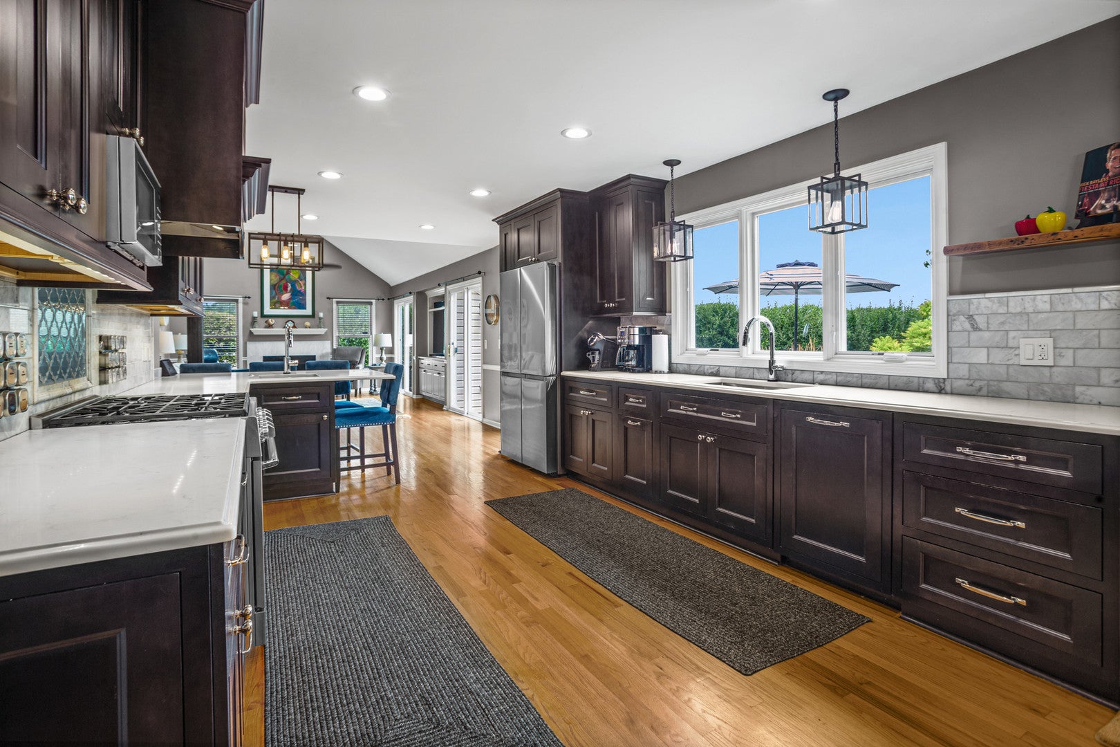 2917 Whispering Oaks Drive