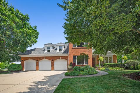 Tiny photo for 2917 Whispering Oaks Drive, Buffalo Grove, IL 60089 (MLS # 12726552)