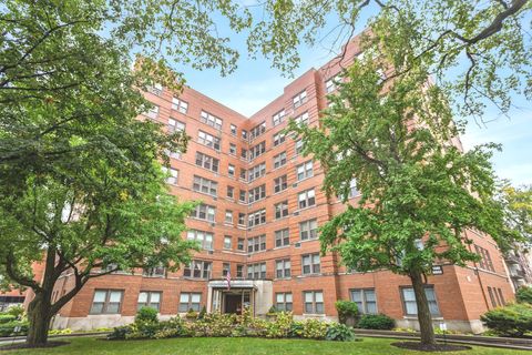Photo of 1585 Ridge Avenue #608, Evanston, IL 60201 (MLS # 12510000)