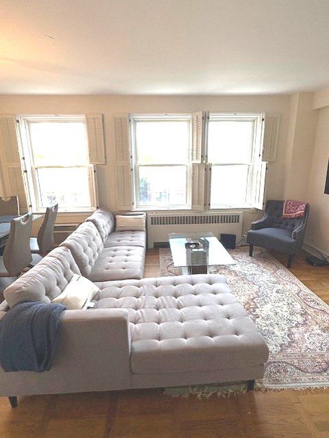 Tiny photo for 1585 Ridge Avenue #608, Evanston, IL 60201 (MLS # 12510000)