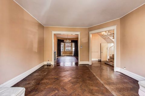Tiny photo for 3811 N Alta Vista Terrace, Chicago, IL 60613 (MLS # 12488433)