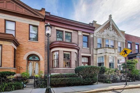 Tiny photo for 3811 N Alta Vista Terrace, Chicago, IL 60613 (MLS # 12488433)