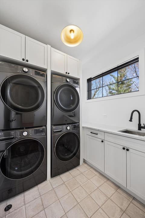 Tiny photo for 138 N Prospect Avenue, Clarendon Hills, IL 60514 (MLS # 12707163)