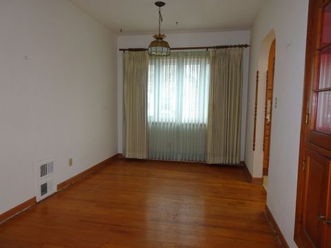 Tiny photo for 1224 W Rusholme Street, Davenport, IA 52804 (MLS # 12609454)