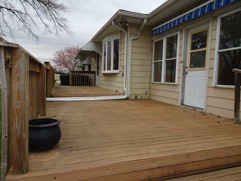 Tiny photo for 1224 W Rusholme Street, Davenport, IA 52804 (MLS # 12609454)