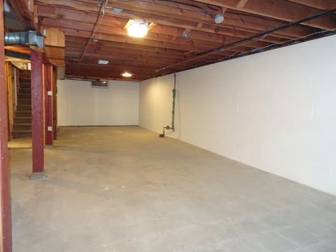 Tiny photo for 1224 W Rusholme Street, Davenport, IA 52804 (MLS # 12609454)