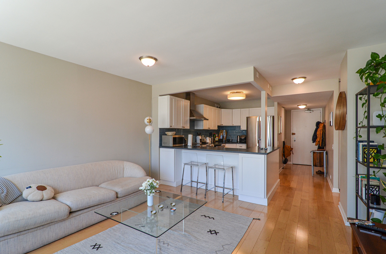 405 N WABASH Avenue 1615