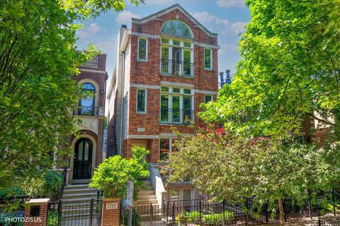 Photo of 1717 W Nelson Street #2, Chicago, IL 60657 (MLS # 12666059)