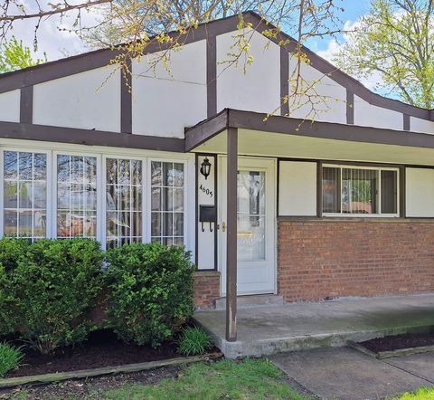 Tiny photo for 4605 W 84th Place, Chicago, IL 60652 (MLS # 12631589)