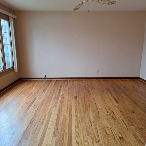Tiny photo for 4605 W 84th Place, Chicago, IL 60652 (MLS # 12631589)