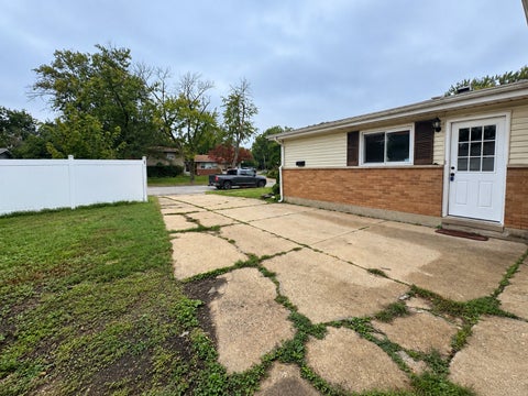 Tiny photo for 303 Gettysburg Street, Park Forest, IL 60466 (MLS # 12766917)