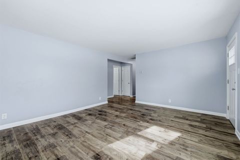 Tiny photo for 15346 Le Claire Avenue, Oak Forest, IL 60452 (MLS # 12564645)