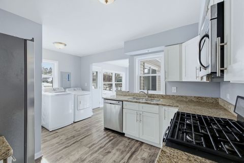 Tiny photo for 15346 Le Claire Avenue, Oak Forest, IL 60452 (MLS # 12564645)