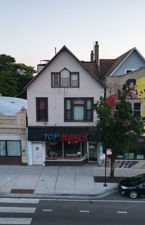 2836 N Milwaukee Avenue Chicago IL 60618