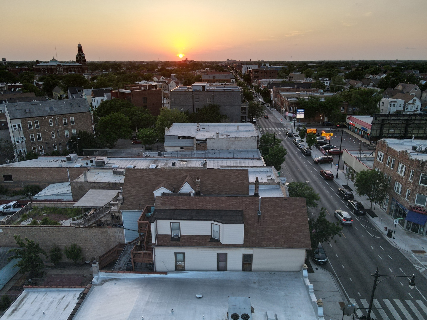 2836 N Milwaukee Avenue