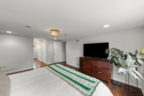 Tiny photo for 383 Elm Street, Glen Ellyn, IL 60137 (MLS # 12717649)