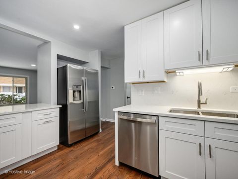 Tiny photo for 8944 Skokie Boulevard #B, Skokie, IL 60076 (MLS # 12519556)