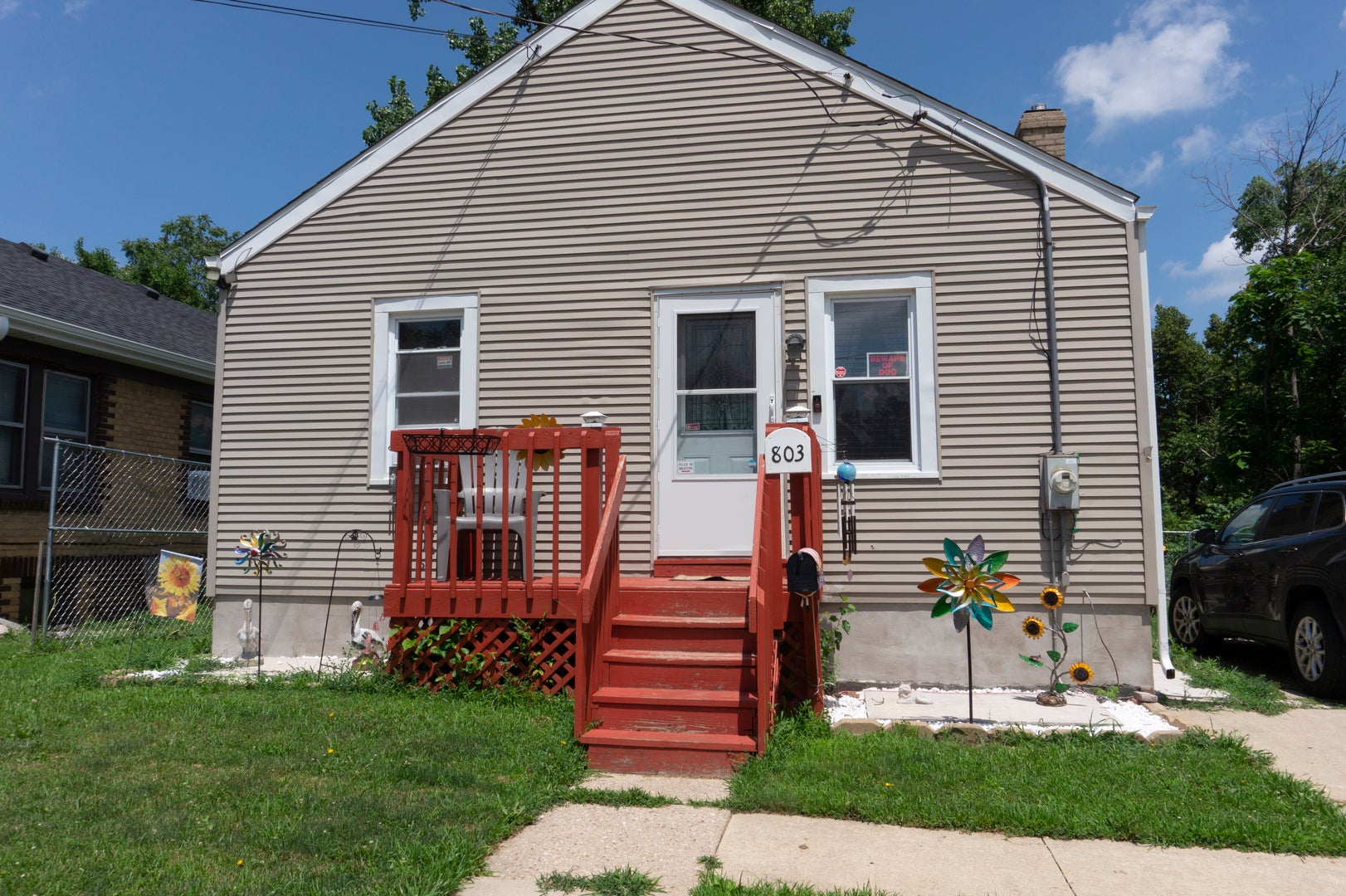 803 Houghton Street