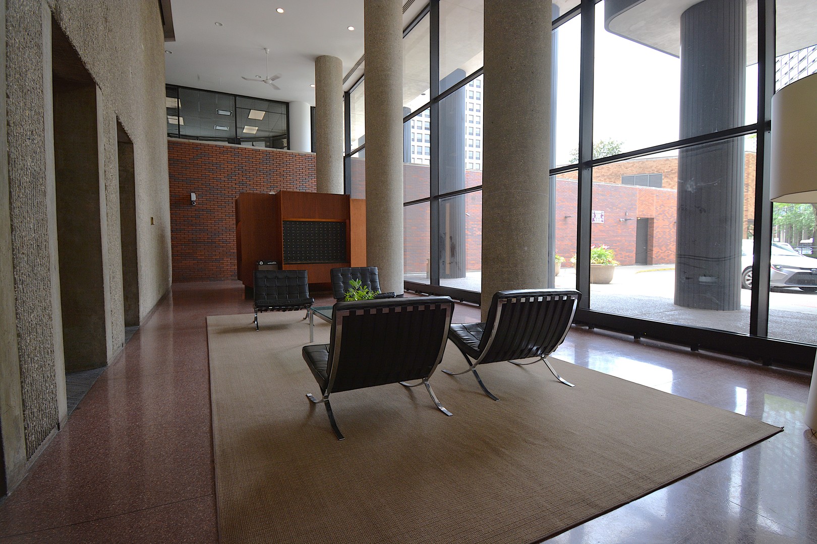 5415 N Sheridan Road 4105