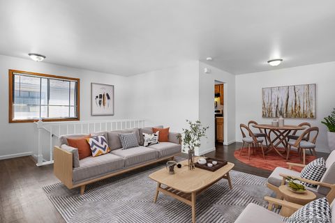 Tiny photo for 29w560 Winchester Circle #4, Warrenville, IL 60555 (MLS # 12540506)