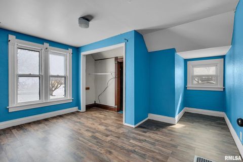 Tiny photo for 217 N 5TH Avenue, New Windsor, IL 61465 (MLS # QC4260588)