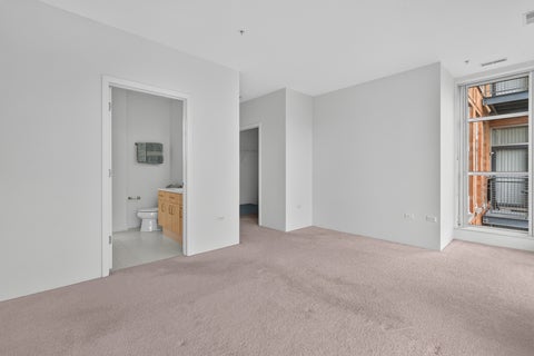Tiny photo for 1572 Maple Avenue #406, Evanston, IL 60201 (MLS # 12769514)