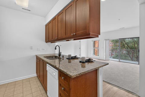 Tiny photo for 1572 Maple Avenue #406, Evanston, IL 60201 (MLS # 12769514)