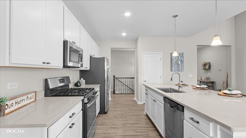 Tiny photo for 617 Northgate Lane, Shorewood, IL 60404 (MLS # 12581531)