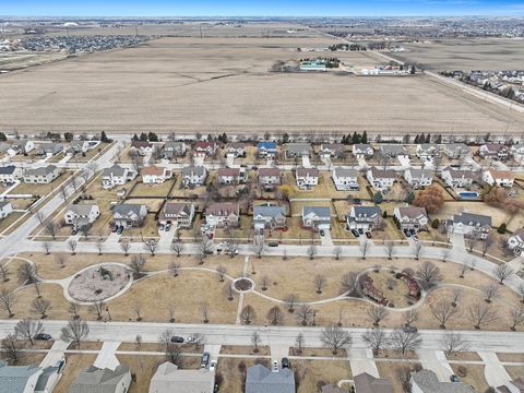 Tiny photo for 617 Northgate Lane, Shorewood, IL 60404 (MLS # 12581531)