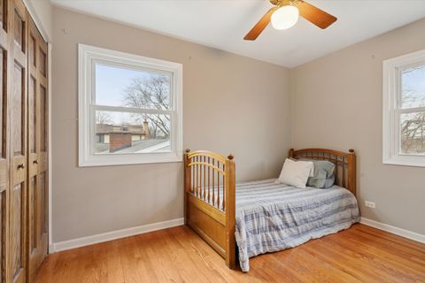 Tiny photo for 1636 E Jonquil Terrace, Arlington Heights, IL 60004 (MLS # 12571218)