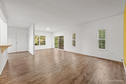 Tiny photo for 2871 Granite Court, Crystal Lake, IL 60012 (MLS # 12503324)