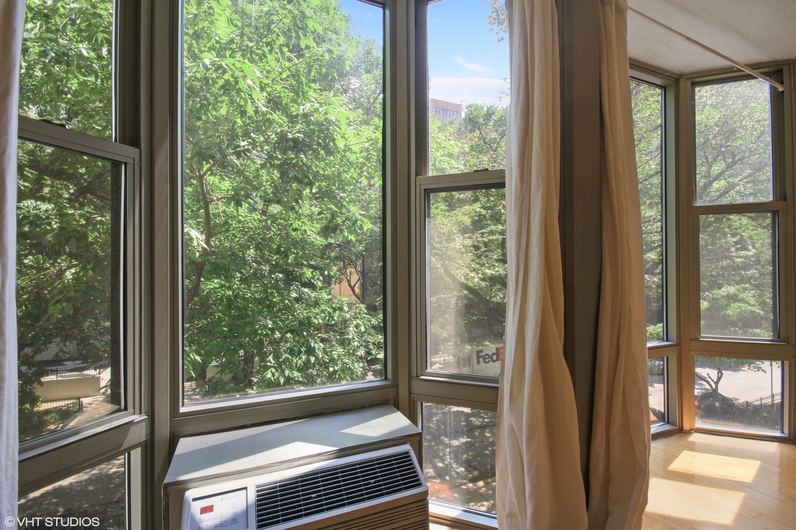 1340 N DEARBORN Street 3C