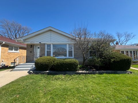 Photo of 8049 E Prairie Road, Skokie, IL 60076 (MLS # 12612610)
