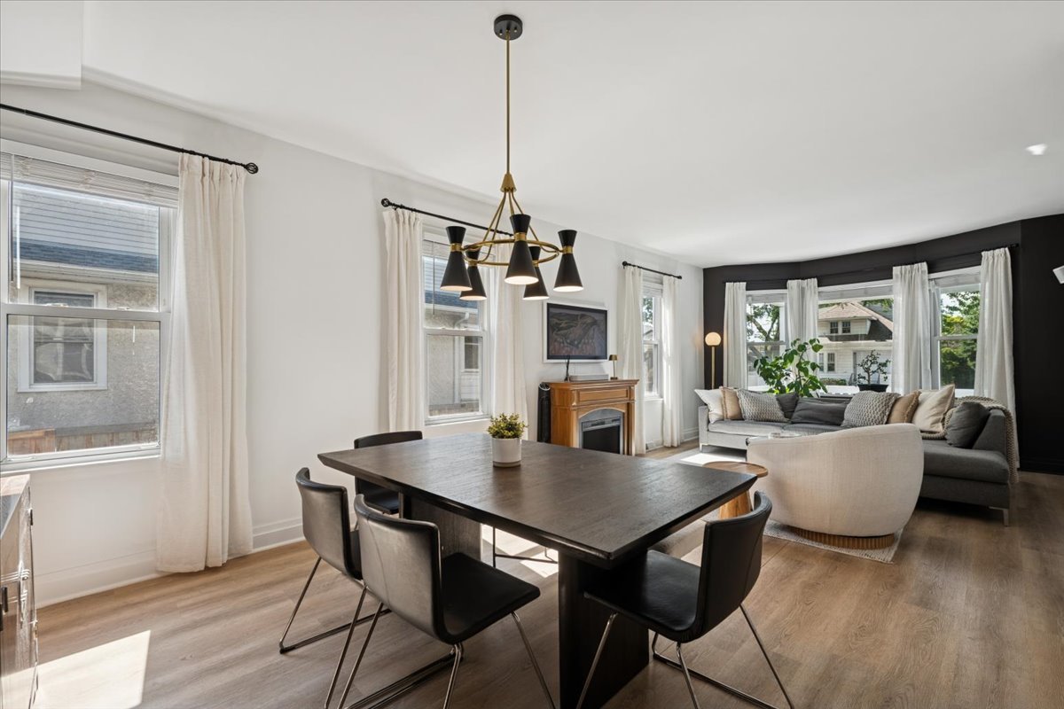 Forest Park, Illinois 60130, United States, 4 Bedrooms Bedrooms, ,3 BathroomsBathrooms,Residential,Active,232797