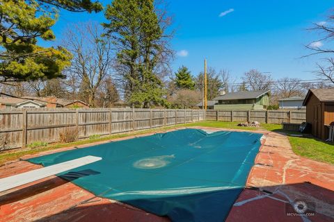 Tiny photo for 20W260 Meadow Lane, Lemont, IL 60439 (MLS # 12595830)