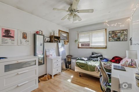 Tiny photo for 20W260 Meadow Lane, Lemont, IL 60439 (MLS # 12595830)