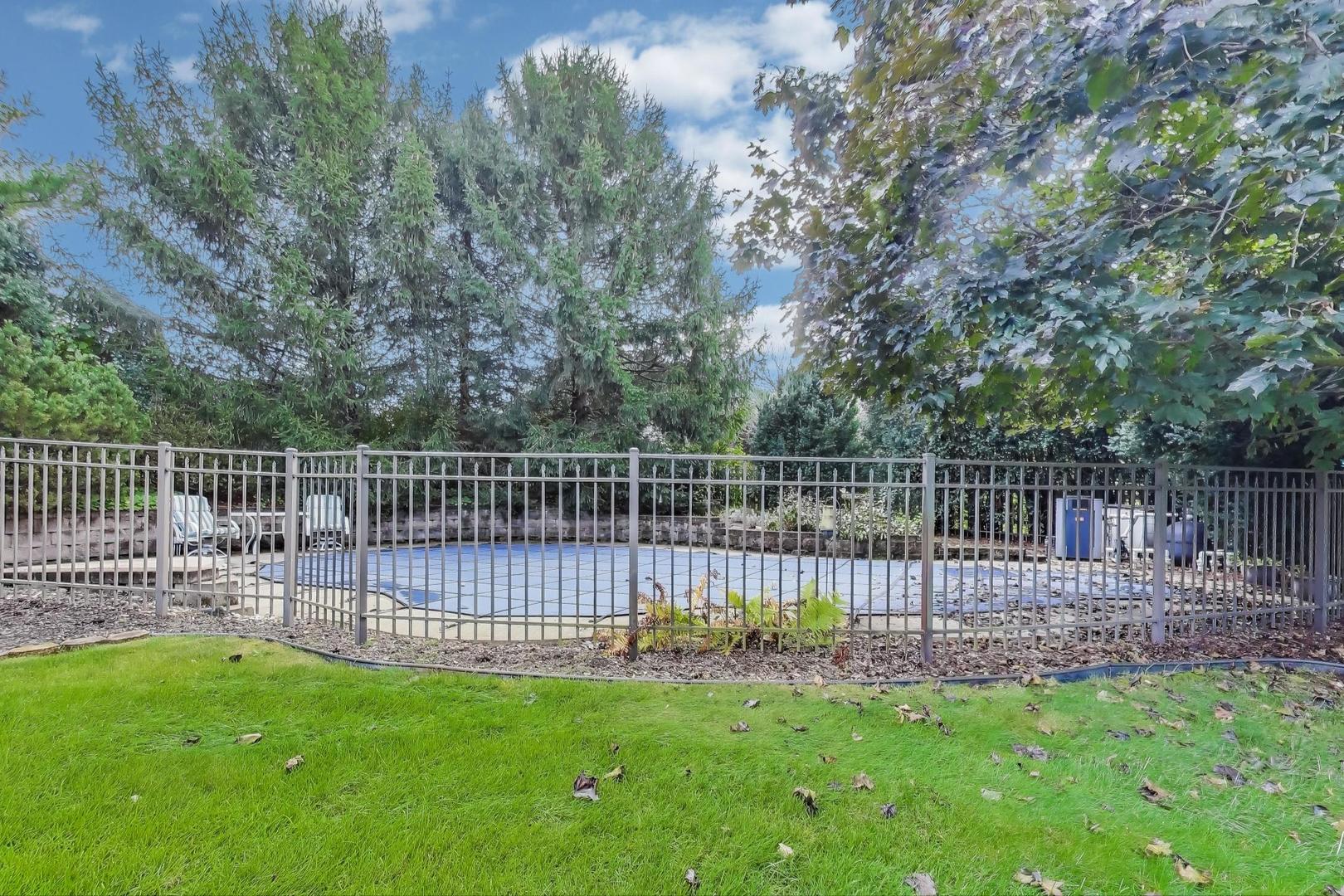 8720 Galleria Court