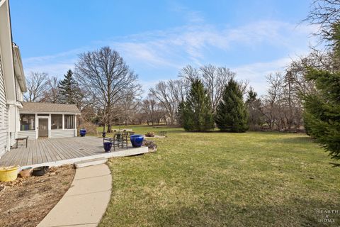 Tiny photo for Crystal Lake, IL 60012 (MLS # 12601384)