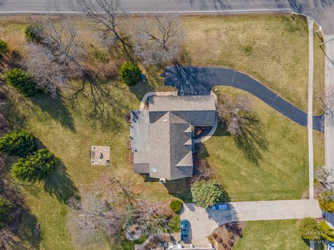 Tiny photo for Crystal Lake, IL 60012 (MLS # 12601384)