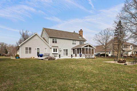 Tiny photo for Crystal Lake, IL 60012 (MLS # 12601384)