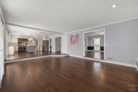 Tiny photo for Crystal Lake, IL 60012 (MLS # 12601384)