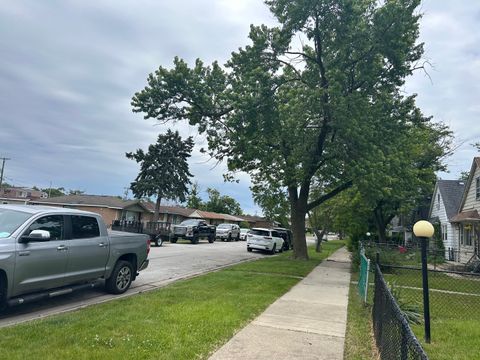 Tiny photo for 16124 Woodbridge Avenue, Harvey, IL 60426 (MLS # 12665474)