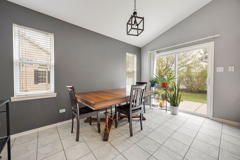 Tiny photo for 1014 Edinburgh Court, Joliet, IL 60431 (MLS # 12499758)