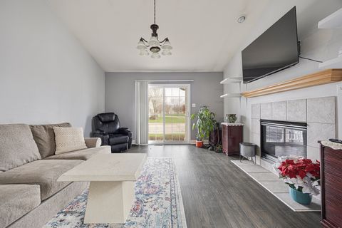 Tiny photo for 1014 Edinburgh Court, Joliet, IL 60431 (MLS # 12499758)