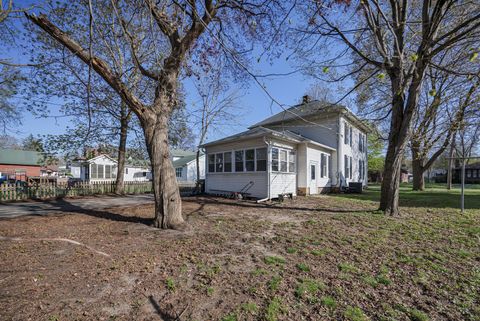 Tiny photo for 436 W Washington Street, Marengo, IL 60152 (MLS # 12634027)