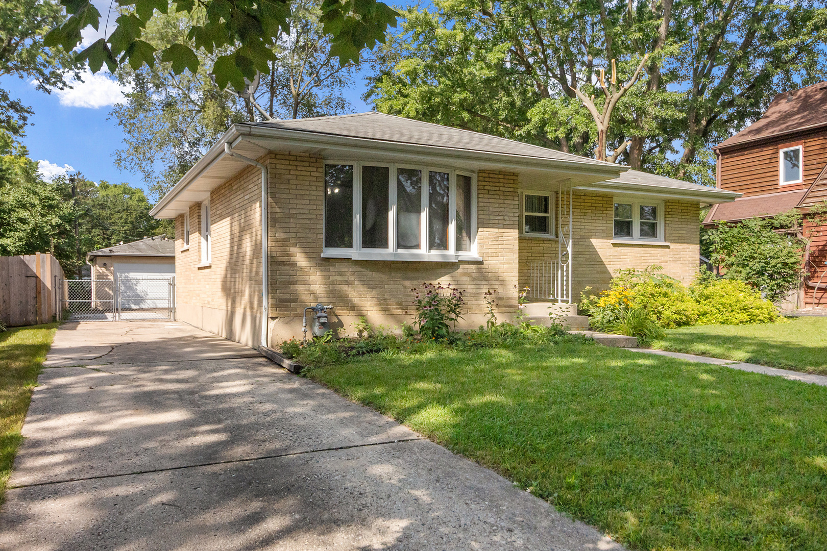 312 N Shaddle Avenue